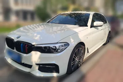 BMW 5 Series · 2018 год