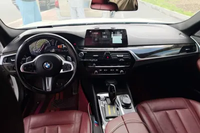 BMW 5 Series 2018, 171600 км, за 17965 USD - фото 9