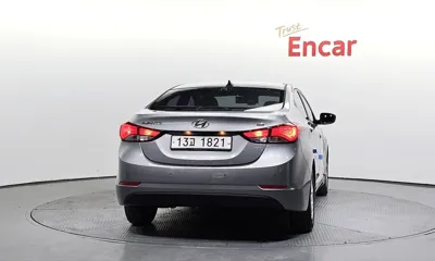 Hyundai Avante 2014, 90125 км, за 4618.43 USD