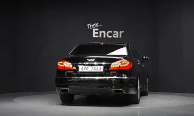 Hyundai Genesis 2013, 245246 км, за 3171.46 USD