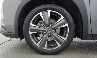 Lexus UX 2019, 54356 км, за 21615.56 USD