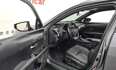 Lexus UX 2019, 54356 км, за 21615.56 USD - фото 10