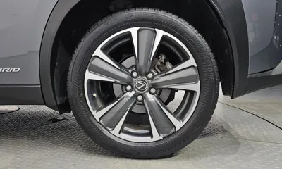 Lexus UX 2019, 54356 км, за 21615.56 USD - фото 21