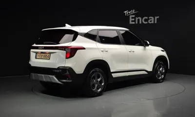 Kia Seltos 2023, 49780 км, за 12406.46 USD