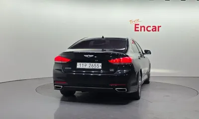Hyundai Genesis 2016, 124204 км, за 7730.43 USD