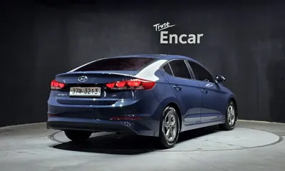 Hyundai Avante 2016, 154063 км, за 3966.88 USD