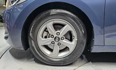 Hyundai Avante 2016, 154063 км, за 3966.88 USD