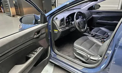 Hyundai Avante 2016, 154063 км, за 3966.88 USD - фото 10