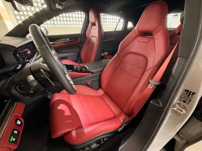 Porsche Panamera 2025, 9400 км, за 100760.54 USD - фото 6