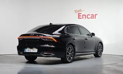 Hyundai Grandeur 2022, 155094 км, за 11027.42 USD