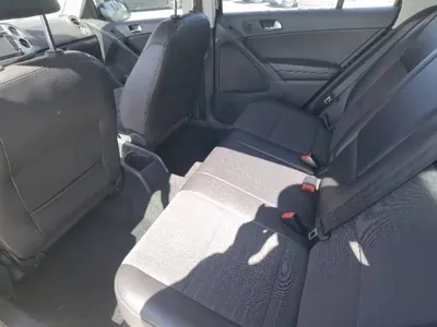 Volkswagen Tiguan 2015, 107000 км, за 5297.13 USD