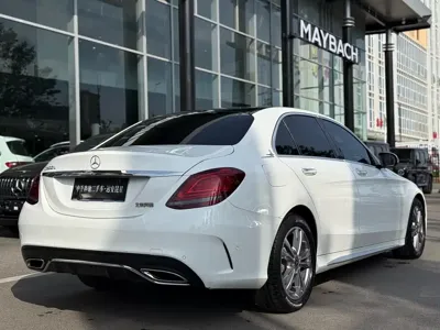 Mercedes-Benz C-Class 2021, 54000 км, за 18722.3 USD