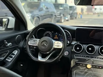 Mercedes-Benz C-Class 2021, 54000 км, за 18770.31 USD - фото 19