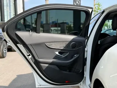 Mercedes-Benz C-Class 2021, 54000 км, за 18770.31 USD - фото 22