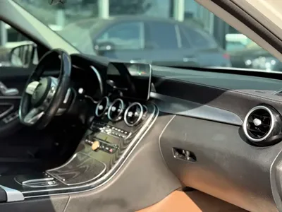 Mercedes-Benz C-Class 2021, 54000 км, за 18770.31 USD - фото 26