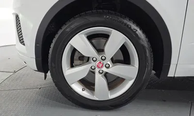 Jaguar E-Pace 2018, 32891 км, за 13148.33 USD
