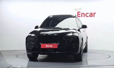 BMW X7 2025, 8837 км, за 87907.76 USD