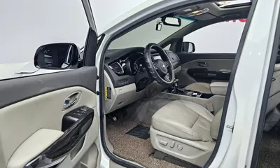Kia Canival 2018, 84950 км, за 12414.6 USD - фото 11