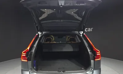 Volvo XC60 2018, 90255 км, за 16263.35 USD - фото 20