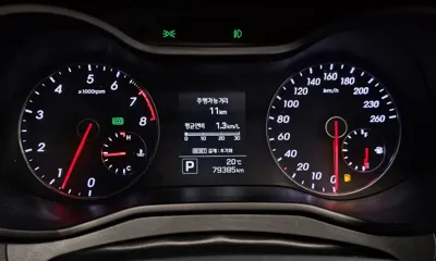 Hyundai Veloster 2016, 79385 км, за 4553.75 USD - фото 8