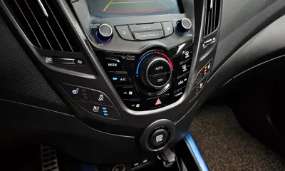 Hyundai Veloster 2016, 79385 км, за 4553.75 USD - фото 17