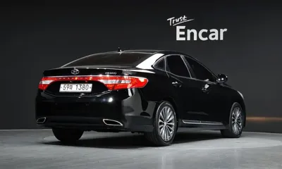 Hyundai Grandeur 2013, 185803 км, за 3196.8 USD