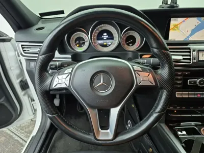 Mercedes-Benz E-Class 2014, 178402 км, за 6500.68 USD