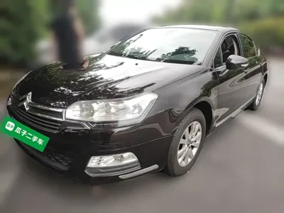 Citroen C5 2014, 119700 км, за 2603.72 USD