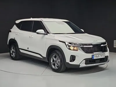 Kia Seltos 2024, 9552 км, за 17746.86 USD