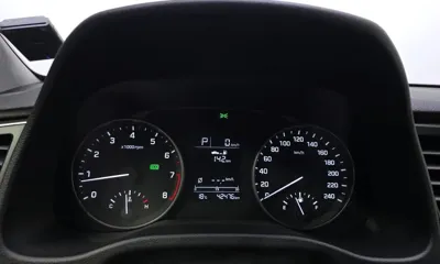 Hyundai Avante 2017, 42476 км, за 6641.92 USD - фото 8