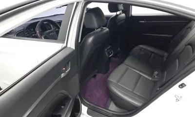 Hyundai Avante 2017, 42476 км, за 6641.92 USD - фото 11