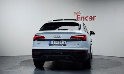 Audi Q5 2022, 71140 км, за 22778 USD