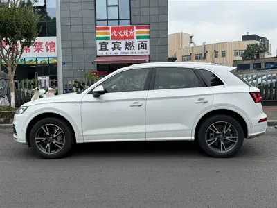 Audi Q5L 2021, 90000 км, за 21392.73 USD