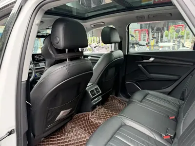 Audi Q5L 2021, 90000 км, за 21289.37 USD - фото 9