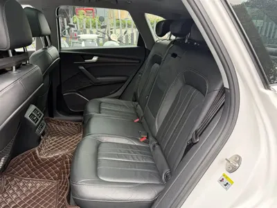 Audi Q5L 2021, 90000 км, за 21289.37 USD - фото 10