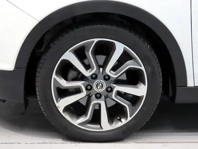 KG_Mobility_Ssangyong TIBOLI 2016, 124950 км, за 4098.36 USD