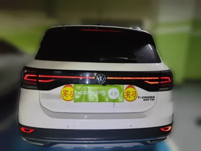 Volkswagen T-Cross 2020, 52800 км, за 8718 USD