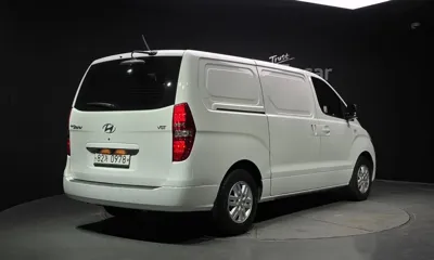 Hyundai Starex 2017, 77721 км, за 8385.88 USD