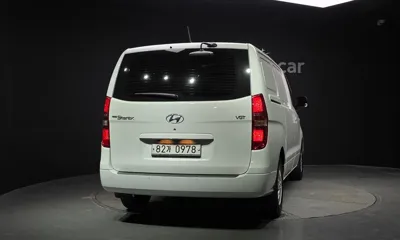 Hyundai Starex 2017, 77721 км, за 8385.88 USD