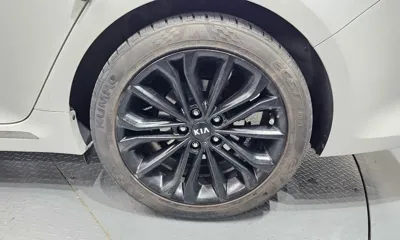 Kia K5 2016, 105649 км, за 7280.76 USD