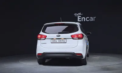 Kia Carens 2016, 19932 км, за 6541.13 USD