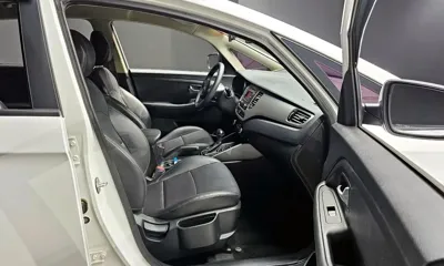 Kia Carens 2016, 19932 км, за 6541.13 USD - фото 11