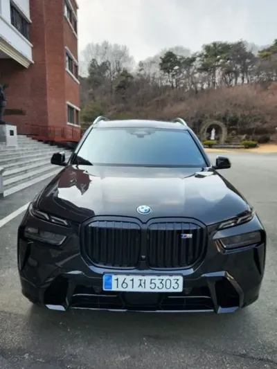 BMW X7 · 2024 год