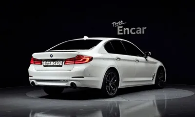 BMW 5-Series 2018, 100088 км, за 16541.95 USD