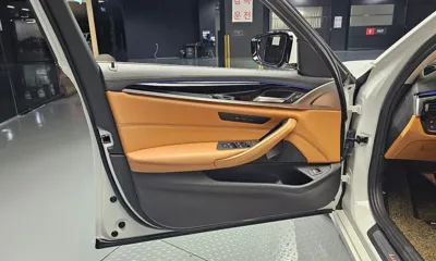 BMW 5-Series 2018, 100088 км, за 16541.95 USD - фото 24