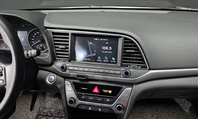 Hyundai Avante 2018, 82724 км, за 7100.98 USD - фото 14