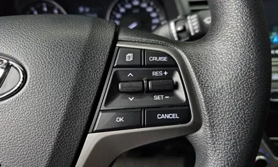 Hyundai Avante 2018, 82724 км, за 7100.98 USD - фото 17