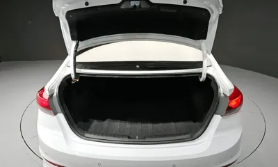 Hyundai Avante 2018, 82724 км, за 7100.98 USD - фото 28