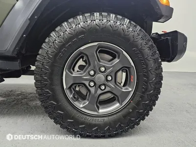 Jeep Gladiator 2021, 32947 км, за 31160.58 USD