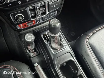Jeep Gladiator 2021, 32947 км, за 31160.58 USD - фото 9